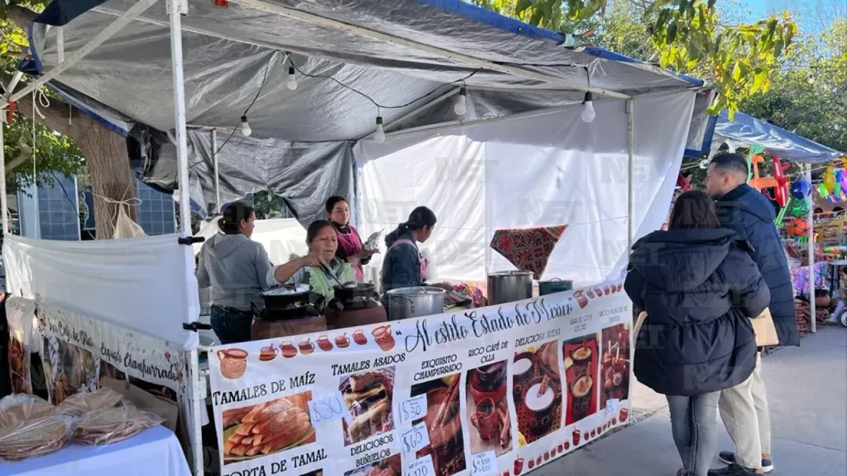 Disfrutan juarenses del Festival del Tamal