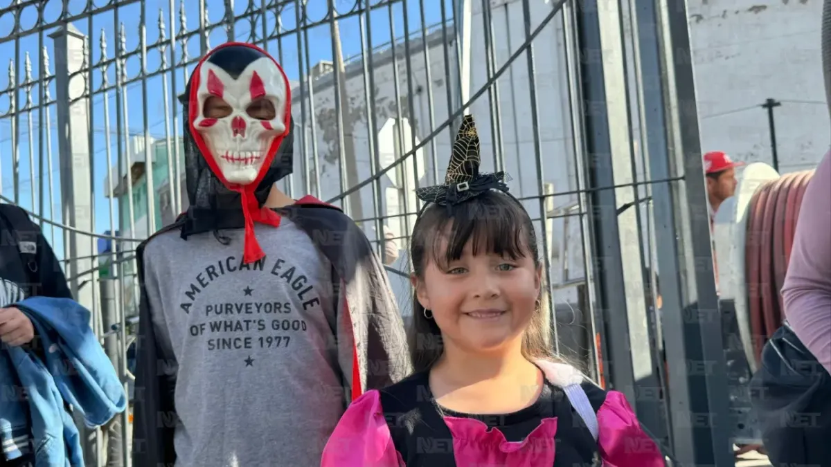 Halloween: Juarenses cruzan a El Paso para pedir dulces