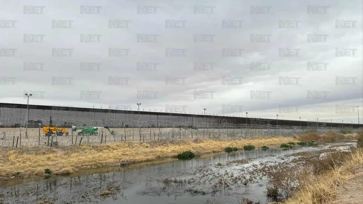 Instalan picos en el muro fronterizo en Ciudad Juárez