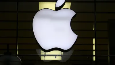 Sube Apple precios de Mac y iPad por escasez de chips y culpa a la IA
