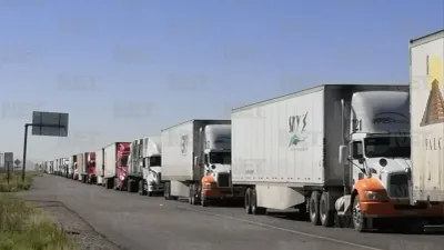 Retiro de visas en EU impacta a operadores de transporte de Juárez
