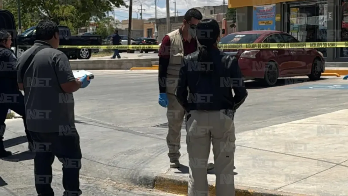 Dispara contra empleado en asalto a tienda en Horizontes del Sur