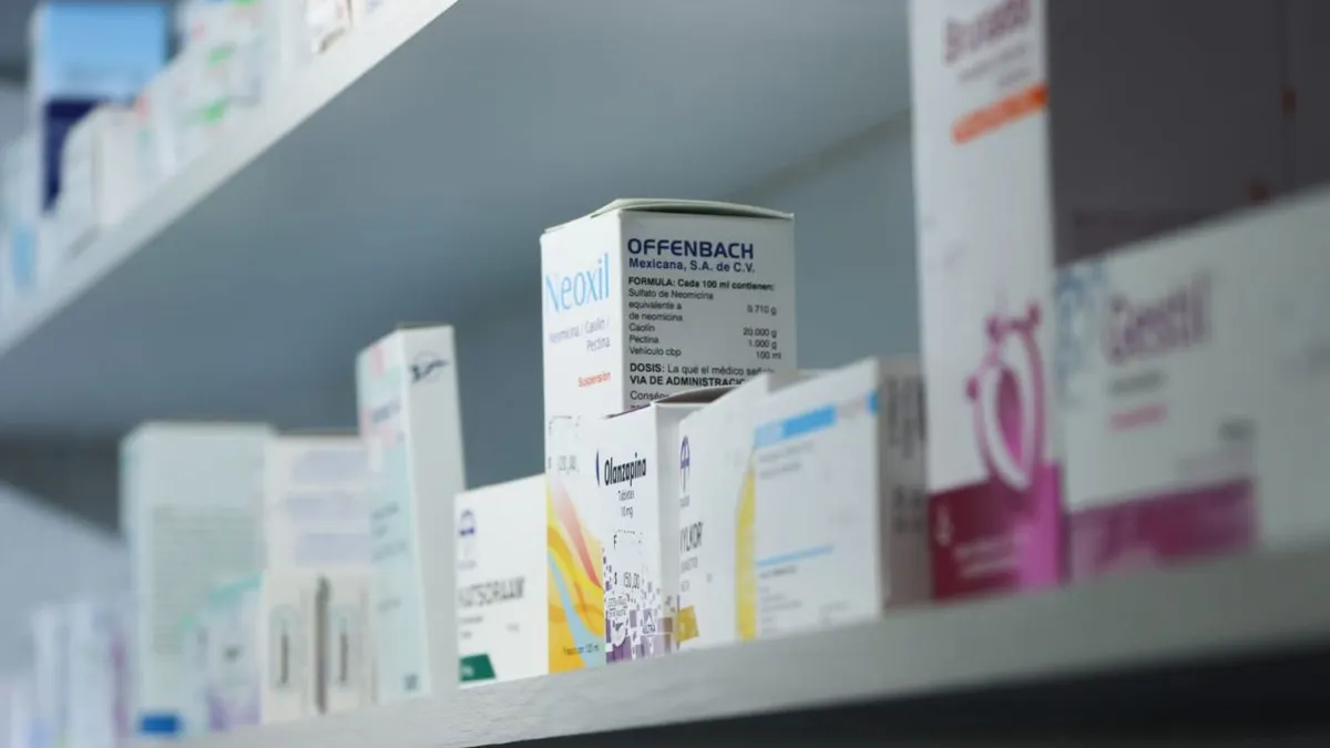 Incluirá Servicio Universal de Salud medicamentos gratis y expediente médico