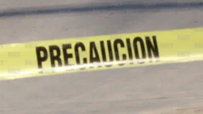 Balean camioneta y dejan amenaza en la colonia Felipe Ángeles