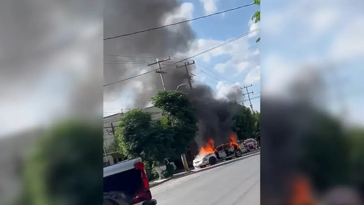 Se quema auto en San Lorenzo