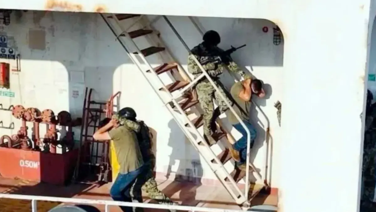 Realiza Marina simulacro con rehenes, armas y materiales peligrosos