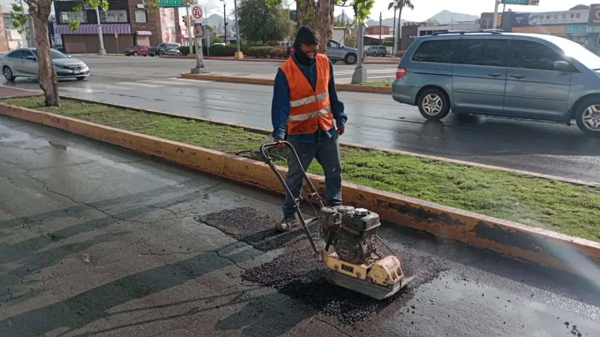Chihuahua destina 130 mdp en reparación de calles
